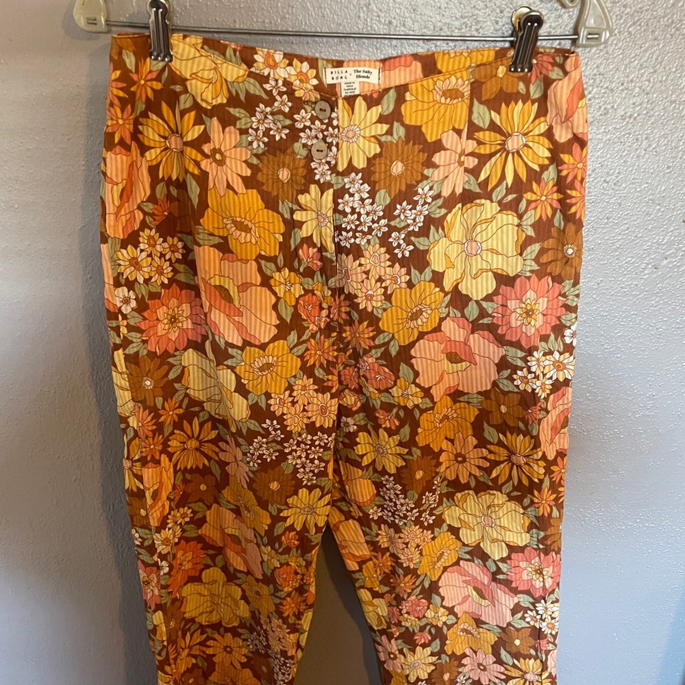 Mass clothing sale